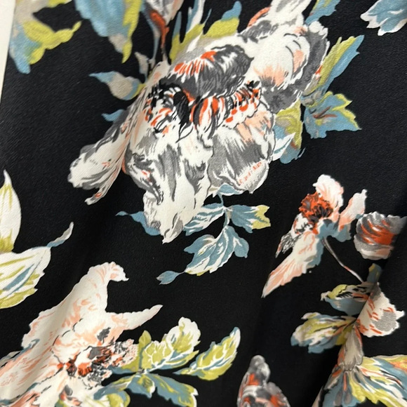 Soprano Pink and White Halter Midi Dress - Picture 7 of 13